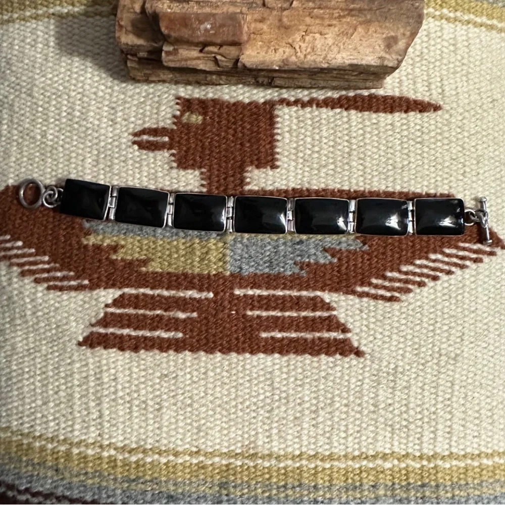 TAXCO Sterling Silver Onyx Cabochon Linked Toggle Bracelet
